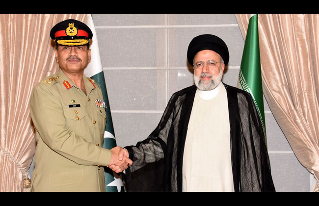 Pakistan-Iran border symbolizes peace,  friendship: COAS